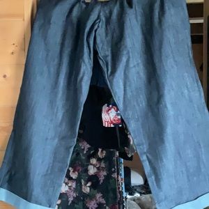 Pinup Couture Laura Byrnes capris